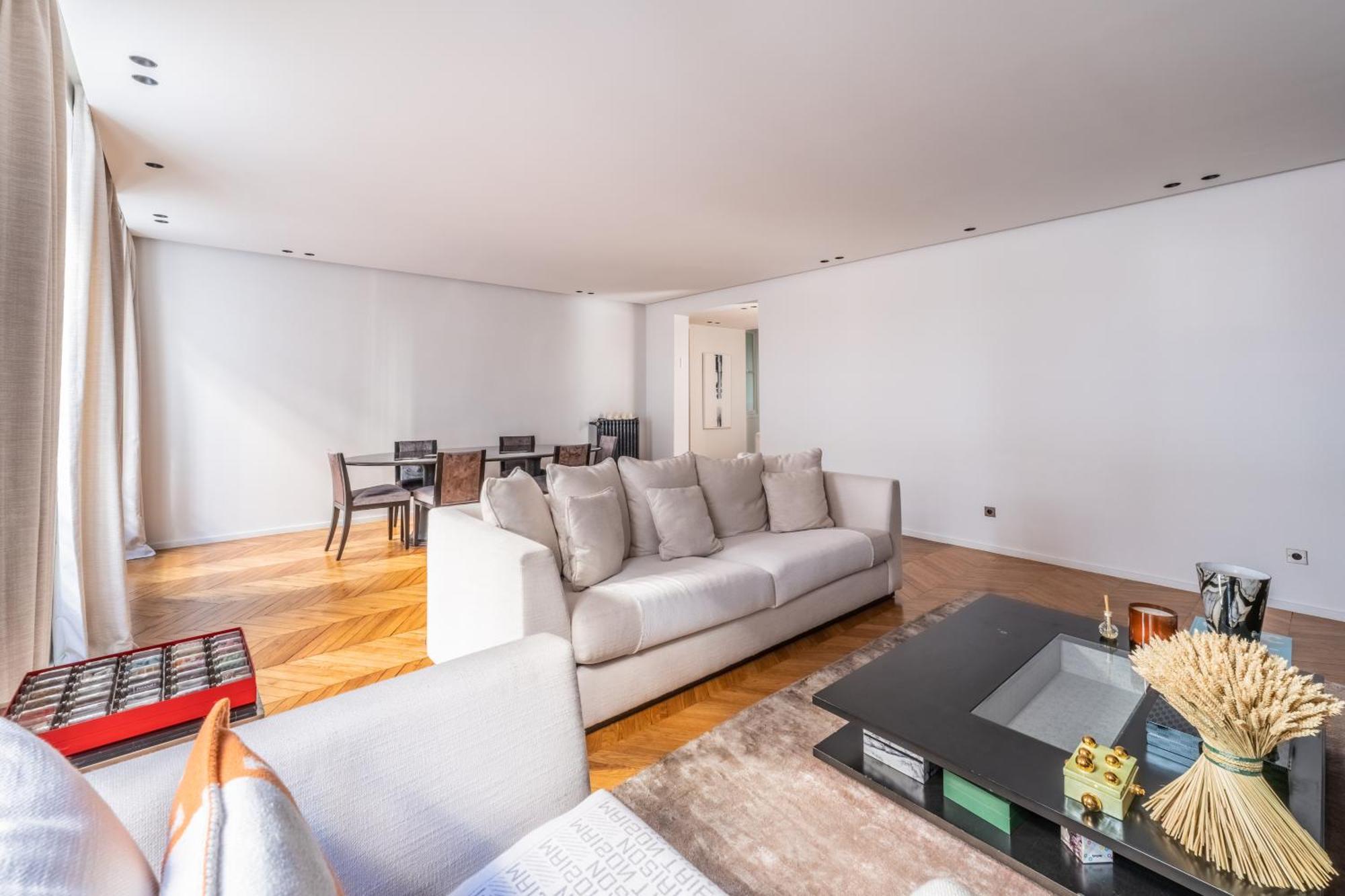 Amazing Apartment 2Bdr/6Pax Next To Champs Elysees Paris Exterior foto